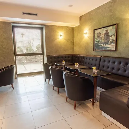 فندق Business Vega 3*