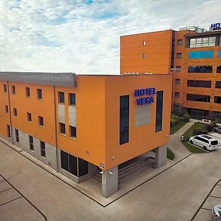 Business Vega Отель Вроцлав