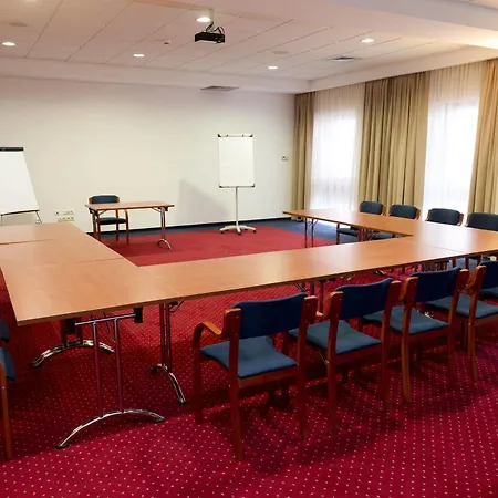Otel Business Vega 3*